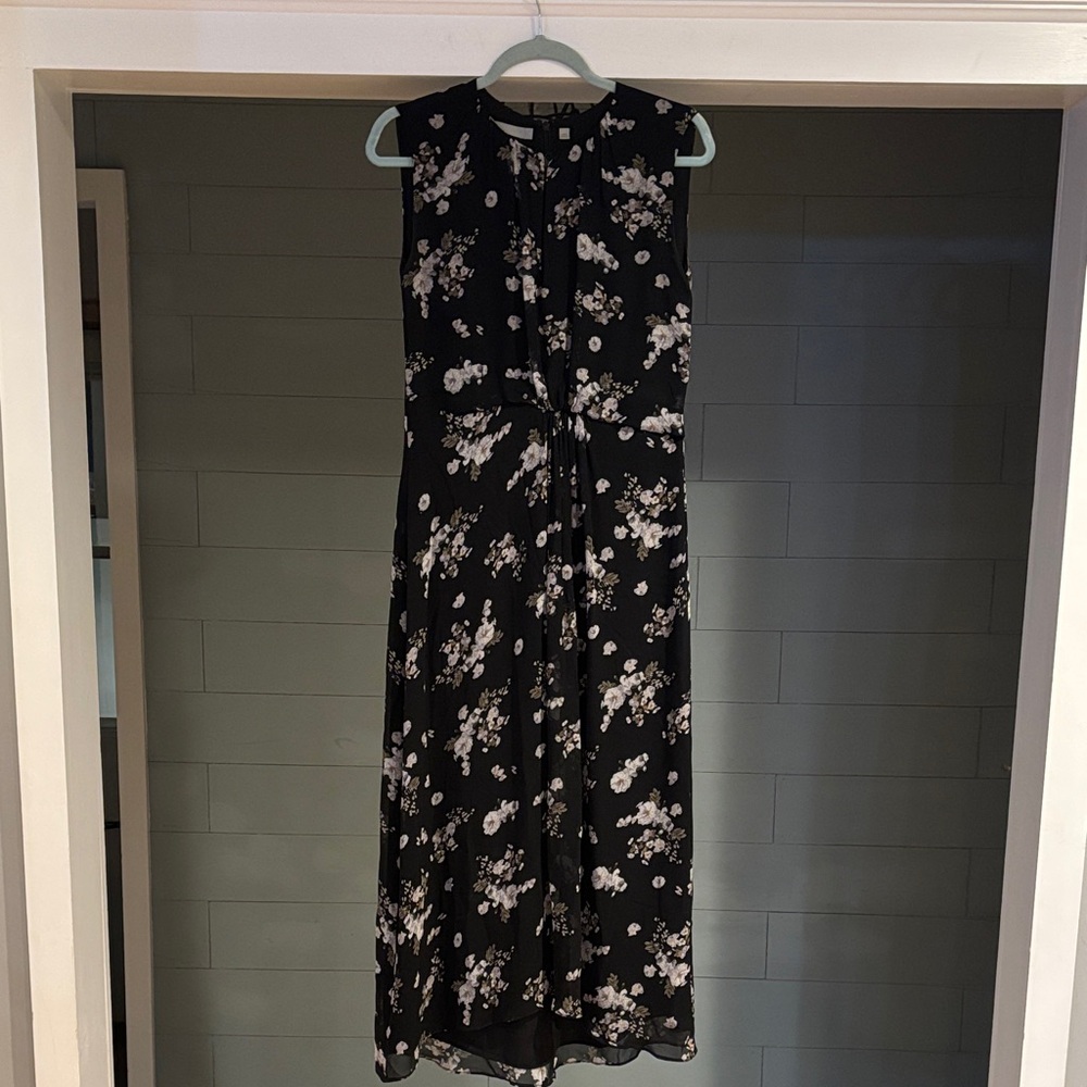 Vince Floral-print Round-neck Silk-crepe Dress